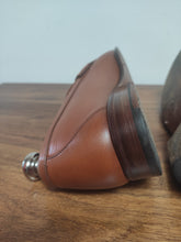 Charger l'image dans la galerie, Carmina mocassins femme en cuir de veau pleine fleur cognac 40