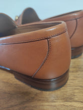 Charger l'image dans la galerie, Carmina mocassins femme en cuir de veau pleine fleur cognac 40