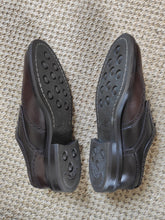 Charger l'image dans la galerie, Velasca Milano derbies brogues  en cuir de veau lisse marron foncé 41 FR