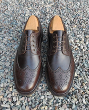 Charger l'image dans la galerie, Velasca Milano derbies brogues  en cuir de veau lisse marron foncé 41 FR