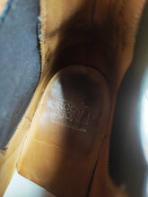 Charger l'image dans la galerie, Crockett & Jones Chelsea boots 9,5 UK / 43,5 FR