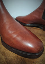 Charger l'image dans la galerie, Crockett & Jones Chelsea boots 9,5 UK / 43,5 FR