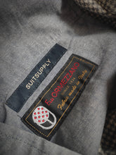 Charger l'image dans la galerie, Suitsupply pantalon à pinces pied de poule tissu Ormezzano 54/XL