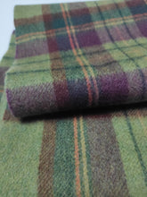 Afbeelding in Gallery-weergave laden, Walker Slater écharpe à carreaux pur cachemire