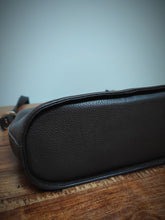 Charger l'image dans la galerie, Longchamp sac à bandoulière vintage marron foncé Made in France