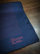 Charger l'image dans la galerie, Charvet place Vendôme pochette en soie marine à pois