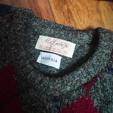 Charger l'image dans la galerie, MC George pull en pure laine Shetland Made in Scotland L