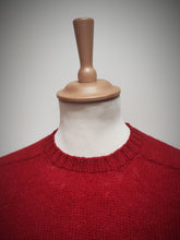 Charger l'image dans la galerie, MC George pull rouge 100% Shetland Made in Scotland XXL