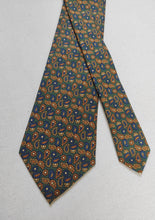 Carica l'immagine nel visualizzatore di Gallery, Drake's cravate paisley verte Made in England