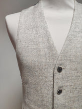 Charger l'image dans la galerie, Suitsupply gilet de costume en laine et soie Ferrara 44