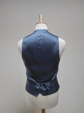 Charger l'image dans la galerie, Suitsupply gilet de costume en laine et soie Ferrara 44