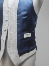 Charger l'image dans la galerie, Suitsupply gilet de costume en laine et soie Ferrara 44