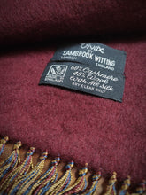 Charger l'image dans la galerie, Écharpe vintage paisley en cachemire laine et soie Made in England