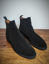 Charger l'image dans la galerie, Meermin Mallorca chelsea boots veau velours noir 6,5 UK/40 FR