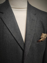 Charger l'image dans la galerie, Blazer vintage en pure laine Made in Italy David Locke X Arnys 52