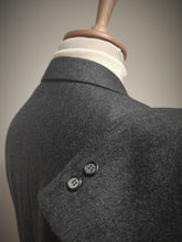 Charger l'image dans la galerie, Blazer vintage en pure laine Made in Italy David Locke X Arnys 52