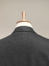 Charger l'image dans la galerie, Blazer vintage en pure laine Made in Italy David Locke X Arnys 52