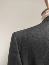 Charger l'image dans la galerie, Blazer vintage en pure laine Made in Italy David Locke X Arnys 52