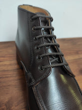 Charger l'image dans la galerie, Bowen bottines en cuir lisse marron foncé 7 UK - 40,5 FR