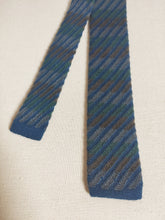 Charger l'image dans la galerie, Cravate maille vintage 100% lambswool Made in Italy