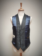 Carica l'immagine nel visualizzatore di Gallery, Suitsupply gilet de costume modèle Veneto en coton et lin 48/50