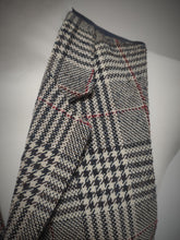 Afbeelding in Gallery-weergave laden, Suitsupply gilet de costume à carreaux en pure laine mélangée S/46