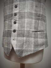 Afbeelding in Gallery-weergave laden, Suitsupply gilet pur lin à carreaux modèle Capetown 54