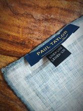 Charger l'image dans la galerie, Paul Taylor pochette bleue en lin à motif géométrique Made in Italy