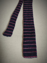 Charger l'image dans la galerie, Cravate vintage en laine Francesco Smalto Made in France