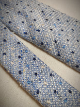 Carica l'immagine nel visualizzatore di Gallery, Drake's cravate texturée à pois en pure soie Made in England