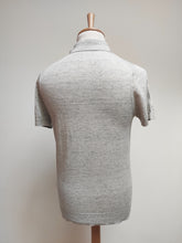Charger l'image dans la galerie, Suitsupply polo gris clair en coton et lin S
