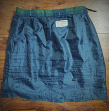 Lade das Bild in den Galerie-Viewer, Harris Tweed jupe portefeuille vintage tartan 36/38
