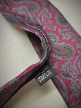 Afbeelding in Gallery-weergave laden, Caleffi Roma X Vivax London cravate paisley soie jacquard Made in England