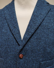Charger l'image dans la galerie, Harris Tweed X Carl Gross gilet bleu en pure laine vierge 54