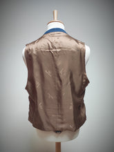 Charger l'image dans la galerie, Harris Tweed X Carl Gross gilet bleu en pure laine vierge 54