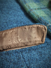 Charger l'image dans la galerie, Harris Tweed X Carl Gross gilet bleu en pure laine vierge 54