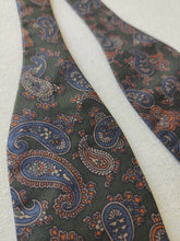 Charger l'image dans la galerie, Noeud papillon vert vintage en soie à motif paisley