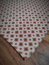 Charger l'image dans la galerie, Butch Tailors pochette en laine à motif géométrique Made in Italy
