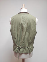 Charger l'image dans la galerie, Paul Smith gilet à carreaux en laine Made in Belgium 52