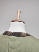 Charger l'image dans la galerie, Paul Smith gilet à carreaux en laine Made in Belgium 52