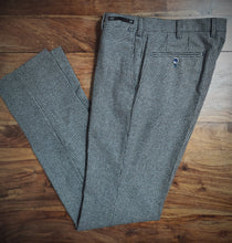 Afbeelding in Gallery-weergave laden, PT01 pantalon pied de poule 100% laine vierge super 100'S 48
