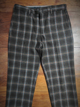 Afbeelding in Gallery-weergave laden, Henry Cotton's pantalon en laine à carreaux 46