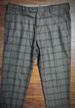 Afbeelding in Gallery-weergave laden, Laboratori Italiani pantalon à carreaux en laine et cachemire 52