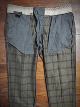 Afbeelding in Gallery-weergave laden, Laboratori Italiani pantalon à carreaux en laine et cachemire 52