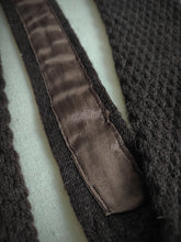 Charger l'image dans la galerie, Nina Ricci Paris cravate tricot vintage en alpaga et laine