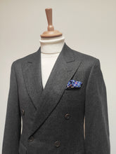 Afbeelding in Gallery-weergave laden, Façonnable costume croisé gris en laine et cachemire 46