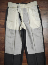 Afbeelding in Gallery-weergave laden, Façonnable costume croisé gris en laine et cachemire 46