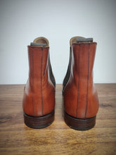 Charger l'image dans la galerie, Crockett & Jones Chelsea boots cognac modèle Gresham 5 UK / 38 FR