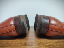 Charger l'image dans la galerie, Crockett & Jones Chelsea boots cognac modèle Gresham 5 UK / 38 FR