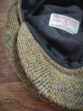 Charger l'image dans la galerie, Harris Tweed casquette plate en pure laine à carreaux XL